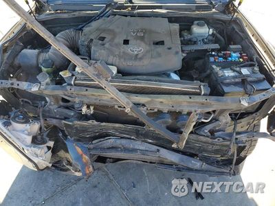 Zdjęcie 12 z 14 samochodu: 2006 TOYOTA 4RUNNER SR5 VIN:JTEBU14R560103513 - miniatura