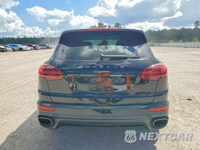 Zdjęcie 6 z 13 samochodu: 2016 PORSCHE CAYENNE VIN:WP1AA2A25GLA09474 - miniatura