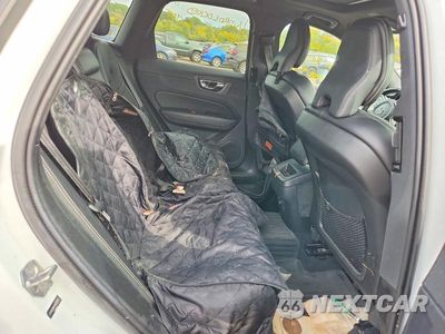 Zdjęcie 10 z 12 samochodu: 2019 VOLVO XC60 T6 R-DESIGN VIN:LYVA22RM7KB228695 - miniatura