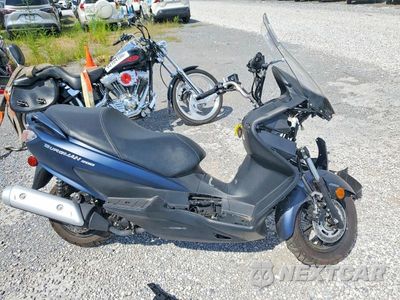 2022 SUZUKI UH200 MLCCH41A9N1600332 - główne zdjęcie licytacji z USA - miniatura