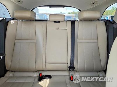 Zdjęcie 10 z 13 samochodu: 2018 LAND ROVER RANGE ROVER VELAR S VIN:SALYB2RV6JA742494 - miniatura