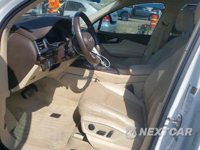 Zdjęcie 7 z 13 samochodu: 2019 AUDI Q7 PREMIUM PLUS VIN:WA1LAAF74KD010489 - miniatura