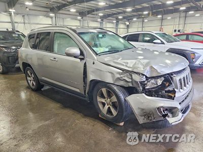 Czwarte zdjęcie samochodu z boku: 2016 JEEP COMPASS LATITUDE VIN:1C4NJDEB0GD764308 - miniatura