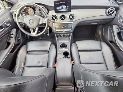 Zdjęcie 8 z 13 samochodu: 2019 MERCEDES-BENZ GLA 250 4MATIC VIN:WDCTG4GB2KJ581189 - miniatura