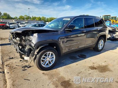 2025 JEEP GRAND CHEROKEE LAREDO 1C4RJHAGXSC329109 - główne zdjęcie licytacji z USA - miniatura