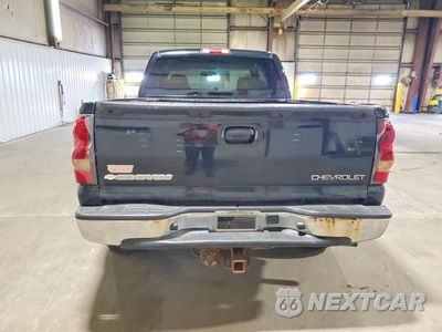 Zdjęcie 6 z 12 samochodu: 2005 CHEVROLET SILVERADO K1500 VIN:1GCEK19Z95Z217993 - miniatura