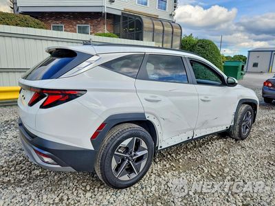 Trzecie zdjęcie samochodu z tyłu: 2025 HYUNDAI TUCSON SEL VIN:5NMJB3DE0SH565390 - miniatura