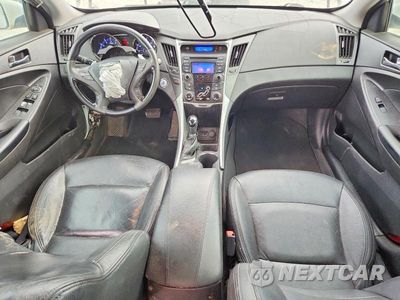 Zdjęcie 8 z 12 samochodu: 2013 HYUNDAI SONATA SE VIN:5NPEC4AC1DH683025 - miniatura
