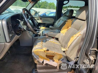 Zdjęcie 7 z 13 samochodu: 2000 CHEVROLET SUBURBAN C1500 VIN:3GNEC16TXYG176458 - miniatura