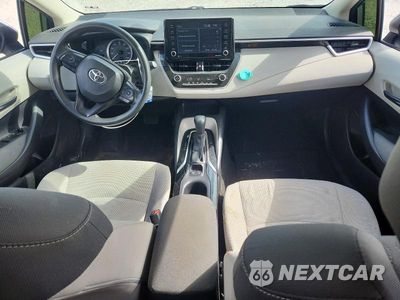 Zdjęcie 8 z 13 samochodu: 2022 TOYOTA COROLLA LE VIN:JTDEPMAE5N3001508 - miniatura