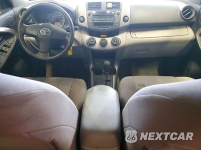 Zdjęcie 8 z 13 samochodu: 2008 TOYOTA RAV4 BASE VIN:JTMBK35V485052139 - miniatura