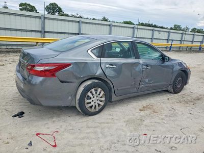 Trzecie zdjęcie samochodu z tyłu: 2018 NISSAN ALTIMA 2.5 S VIN:1N4AL3AP3JC261461 - miniatura