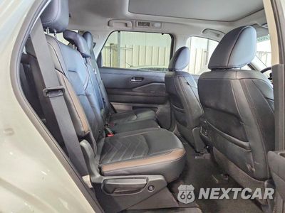 Zdjęcie 11 z 14 samochodu: 2024 NISSAN PATHFINDER PLATINUM VIN:5N1DR3DJ8RC220327 - miniatura