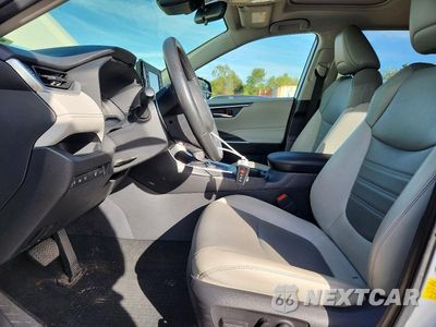 Zdjęcie 7 z 14 samochodu: 2022 TOYOTA RAV4 XLE PREMIUM VIN:JTMB6RFV7ND060971 - miniatura