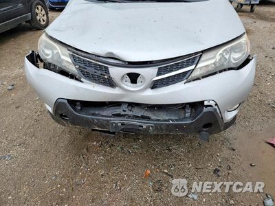 Zdjęcie 12 z 13 samochodu: 2015 TOYOTA RAV4 XLE VIN:JTMRFREV5FJ041645 - miniatura