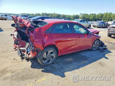 Trzecie zdjęcie samochodu z tyłu: 2025 HYUNDAI ELANTRA SEL SPORT VIN:KMHLM4DG6SU926085 - miniatura