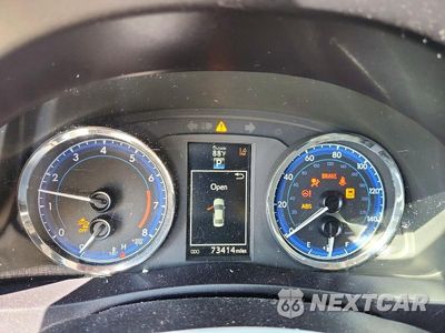 Zdjęcie 9 z 12 samochodu: 2017 TOYOTA COROLLA SE VIN:5YFBURHE1HP584542 - miniatura