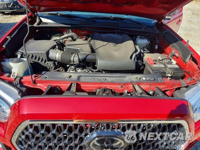 Zdjęcie 11 z 12 samochodu: 2018 TOYOTA TACOMA TRD OFF-ROAD VIN:5TFSZ5AN5JX144755 - miniatura