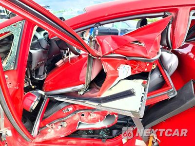 Zdjęcie 7 z 12 samochodu: 2012 HONDA FIT VIN:JHMGE8H3XCS005081 - miniatura