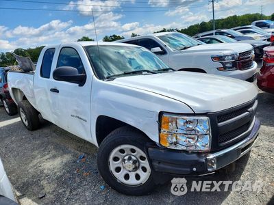 Czwarte zdjęcie samochodu z boku: 2013 CHEVROLET SILVERADO C1500 VIN:1GCRCPEX2DZ171296 - miniatura