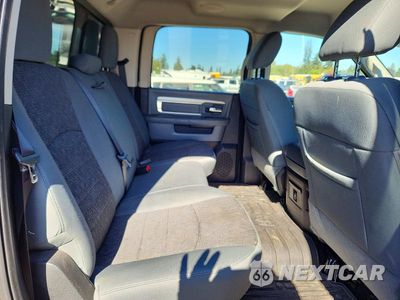 Zdjęcie 10 z 12 samochodu: 2017 RAM 2500 SLT VIN:3C6UR5DJ8HG686133 - miniatura