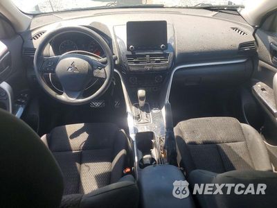 Zdjęcie 8 z 12 samochodu: 2022 MITSUBISHI ECLIPSE CROSS LE VIN:JA4ATVAA3NZ013502 - miniatura