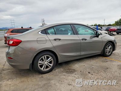 Trzecie zdjęcie samochodu z tyłu: 2017 CHEVROLET CRUZE LT VIN:1G1BE5SM8H7134161 - miniatura
