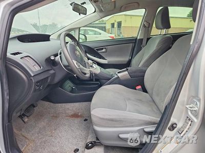 Zdjęcie 7 z 12 samochodu: 2012 TOYOTA PRIUS THREE VIN:JTDKN3DU0C5443734 - miniatura