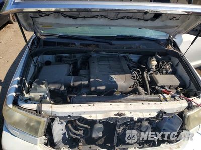 Zdjęcie 12 z 13 samochodu: 2011 TOYOTA SEQUOIA PLATINUM VIN:5TDDY5G11BS041954 - miniatura