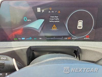 Zdjęcie 9 z 12 samochodu: 2022 KIA EV6 WIND VIN:KNDC34LA5N5044778 - miniatura