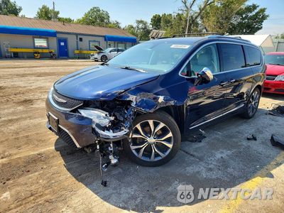 2017 CHRYSLER PACIFICA LIMITED 2C4RC1GG4HR803905 - główne zdjęcie licytacji z USA - miniatura