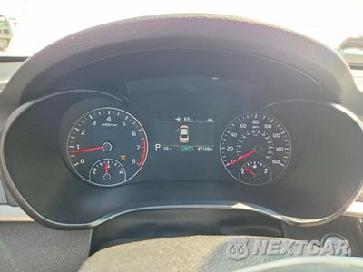 Zdjęcie 9 z 13 samochodu: 2019 KIA OPTIMA SXL VIN:5XXGV4L29KG332590 - miniatura