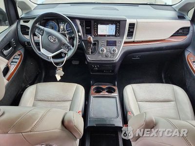 Zdjęcie 8 z 13 samochodu: 2019 TOYOTA SIENNA LIMITED PREMIUM 7-PASSENGER VIN:5TDYZ3DC9KS973957 - miniatura