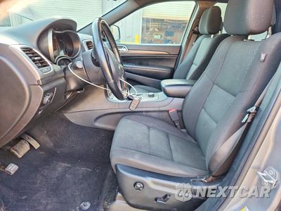 Zdjęcie 7 z 13 samochodu: 2020 JEEP GRAND CHEROKEE LAREDO VIN:1C4RJFAG6LC360850 - miniatura