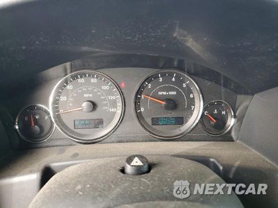 Zdjęcie 9 z 13 samochodu: 2006 JEEP COMMANDER VIN:1J8HG48K66C205852 - miniatura