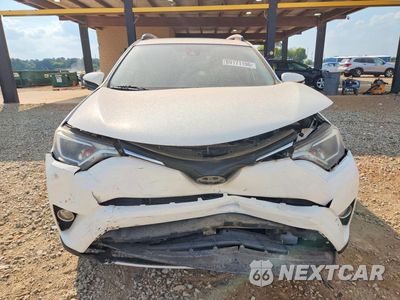 Piąte zdjęcie samochodu w środku: 2018 TOYOTA RAV4 XLE VIN:JTMWFREV8JD120463 - miniatura