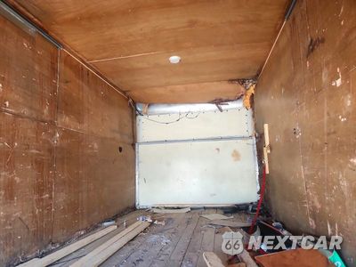 Zdjęcie 10 z 13 samochodu: 2014 CHEVROLET EXPRESS - BOX TRUCK VIN:1GB3G4BG5E1195982 - miniatura