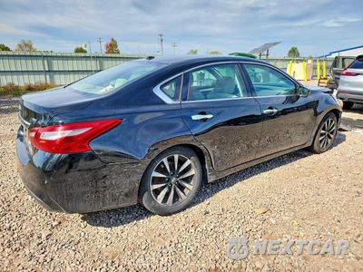 Trzecie zdjęcie samochodu z tyłu: 2018 NISSAN ALTIMA 2.5 SV VIN:1N4AL3AP1JC191877 - miniatura