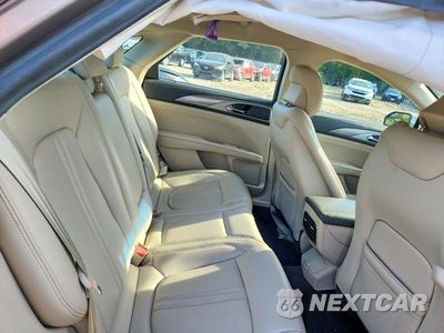 Zdjęcie 10 z 12 samochodu: 2018 LINCOLN MKZ PREMIERE VIN:3LN6L5A91JR627847 - miniatura