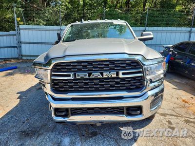 Piąte zdjęcie samochodu w środku: 2022 RAM 2500 BIG HORN/LONE STAR VIN:3C6UR5ML2NG299459 - miniatura