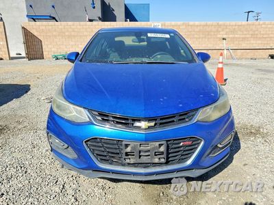 Piąte zdjęcie samochodu w środku: 2018 CHEVROLET CRUZE LT VIN:1G1BE5SM3J7141105 - miniatura