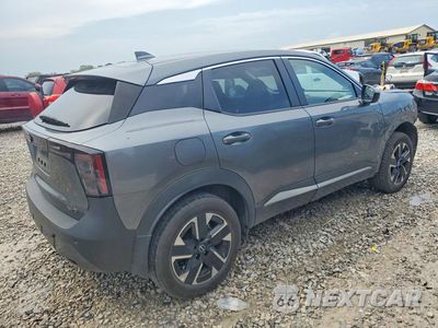Trzecie zdjęcie samochodu z tyłu: 2025 NISSAN KICKS SV VIN:3N8AP6CBXSL402733 - miniatura