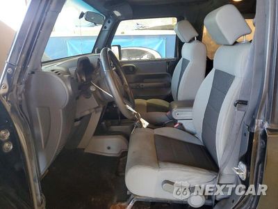 Zdjęcie 7 z 12 samochodu: 2010 JEEP WRANGLER SPORT VIN:1J4AA2D11AL103163 - miniatura