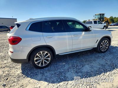 Trzecie zdjęcie samochodu z tyłu: 2019 BMW X3 SDRIVE30I VIN:5UXTR7C52KLE88647 - miniatura