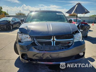 Piąte zdjęcie samochodu w środku: 2017 DODGE GRAND CARAVAN SXT VIN:2C4RDGCG4HR649735 - miniatura