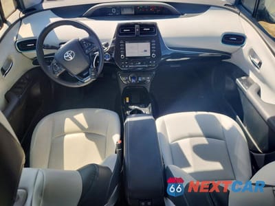 Zdjęcie 8 z 12 samochodu: 2022 TOYOTA PRIUS XLE AWD-E VIN:JTDL9MFU3N3037974 - miniatura