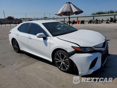 Czwarte zdjęcie samochodu z boku: 2020 TOYOTA CAMRY SE VIN:4T1M11AK2LU912500 - miniatura