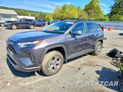 2025 TOYOTA RAV4 HYBRID XLE JTMRWRFV9SJ075015 - główne zdjęcie licytacji z USA - miniatura