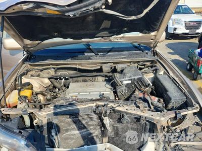 Zdjęcie 11 z 12 samochodu: 2005 TOYOTA HIGHLANDER BASE VIN:JTEEP21A450098084 - miniatura