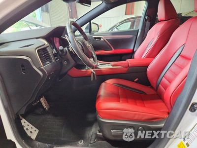 Zdjęcie 7 z 13 samochodu: 2022 LEXUS RX 350 F SPORT VIN:2T2SZMDA1NC339240 - miniatura